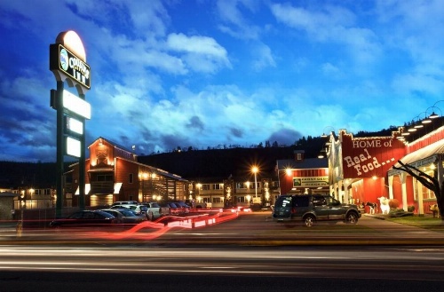 Cousin's Country Inn image 35