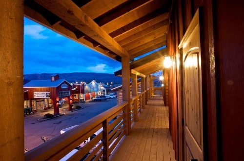 Cousin's Country Inn image 38